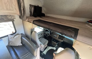 Family Fun Awaits! Easy to Drive & Fully Stocked.