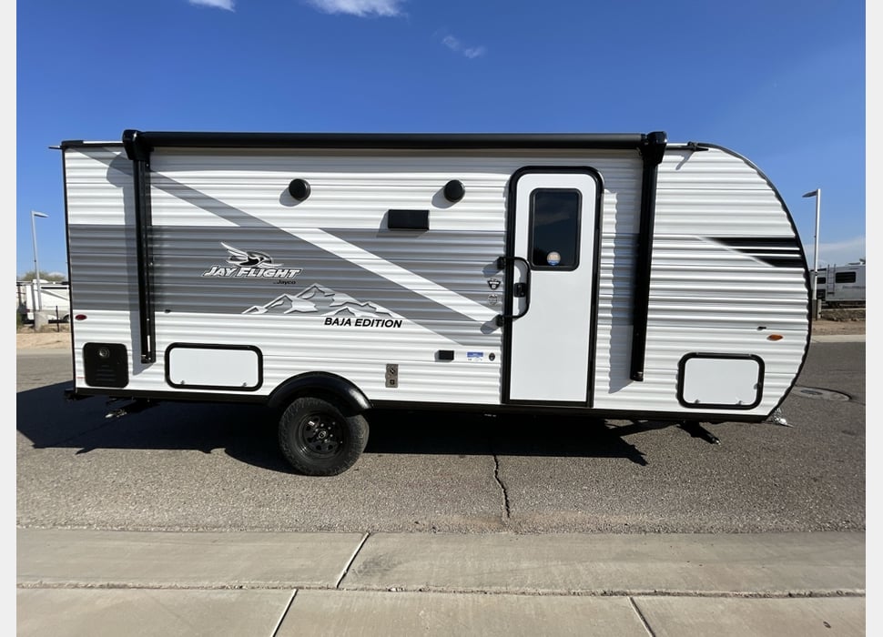 Travel Trailer rentals in Tucson