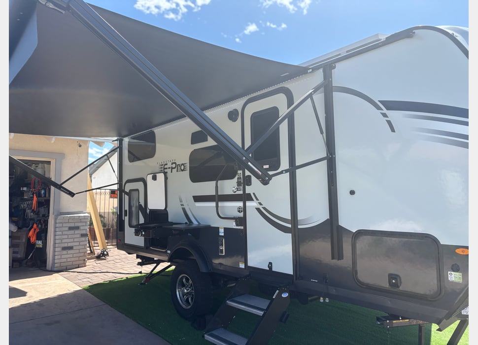 Travel Trailer rentals in Henderson