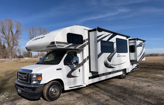 2021 Jayco Greyhawk 29MV - Family Motorhome