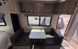Lil Cozy Ready to Book Great for First Time RV'ers