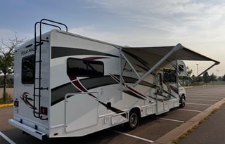 Thor Motor Coach Four Winds 31EV - Family Friendly