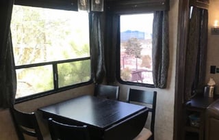 2018 Forest River-California Cherokee Arctic Wolf