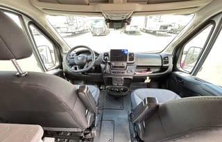 2026 Thor Freedom Elite 17D Pet Friendly Van