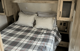 2021 Forest River Cherokee Arctic Wolf