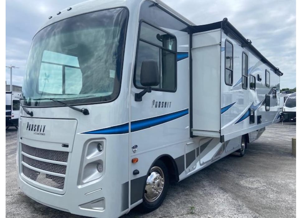 Class A Motor Home rentals in Hampshire