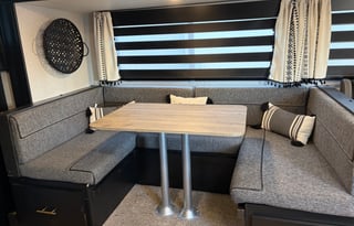 Luxury  Greywolf 26DBH Travel Trailer w/fireplace