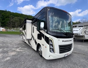 Thor Motor Coach Hurricane 34R