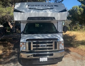 Forest River RV Forester Classic 2861DS Ford