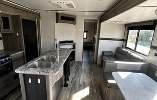 2021 Crossroads–Bunkhouse & Outdoor Kitchen-Slps 8