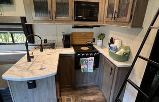 Southern Sunrise Pet Friendly/Kid Friendly RV