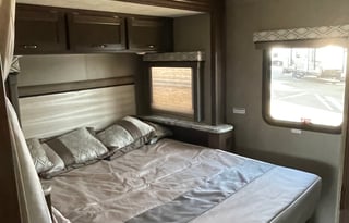 2019 Thor Motor Coach Freedom Traveler A27