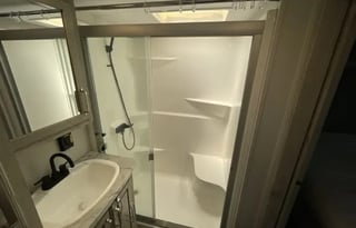 2023 Keystone RV Avalanche 390DS (A4)