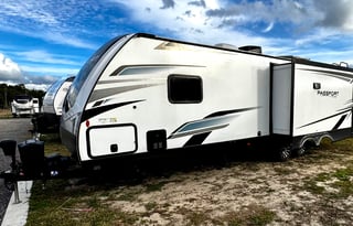 Ember -2022 Keystone Passport GT 3870RL