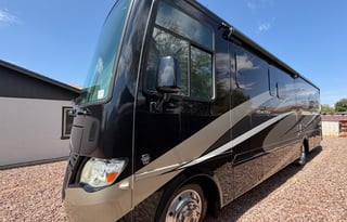 Ultimate Luxury Road Cruiser
