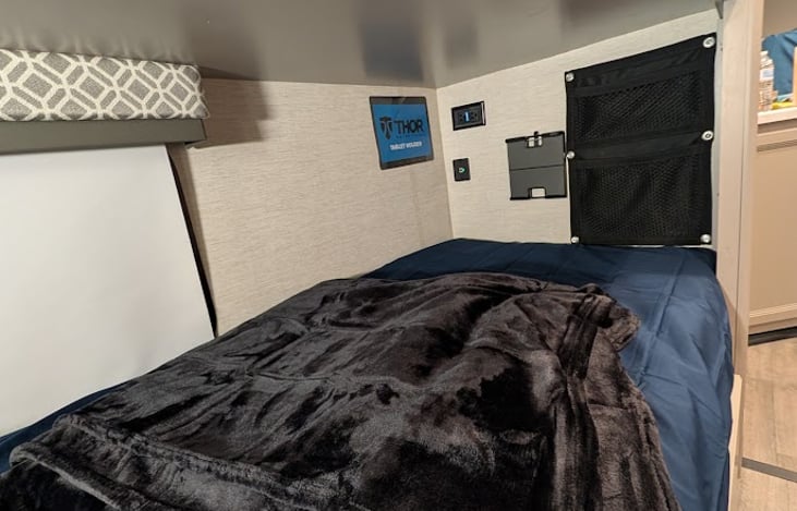 The Adventure Wagon - Bottom Bunk With Charging Station, Tablet Holder & Organizer