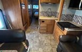 2020 NeXus RV Wraith 34W Super C