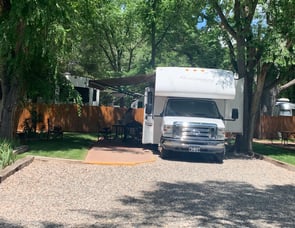 Forest River RV Sunseeker 2500TS Ford