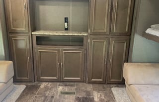 Cousin Eddie’s Family Friendly RV