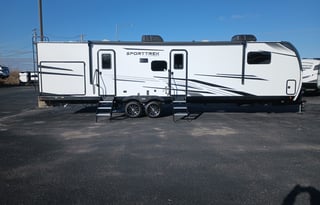 Tate and Allison Venture Sportrek