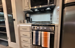 2021 Keystone RV Montana 3812MS