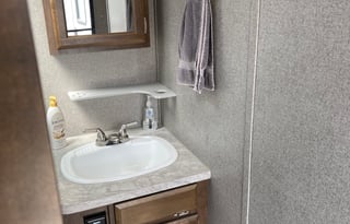 Beautiful Forest River 23FL, Sleeps 8, Open Layout