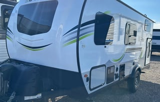 Lightweight! NEW! 2023 Forest River E-pro 19bh