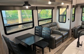 2021 Heartland Milestone 326RL