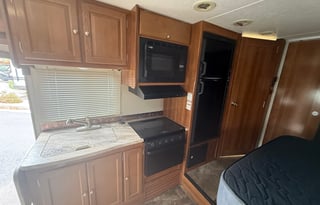 2018 Coachmen LEPRECHAUN 240FS