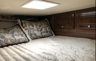 2017 Thor Outlaw Toyhauler Ready for Family Fun