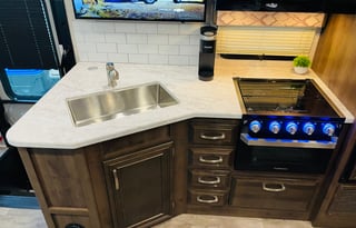 2021 Jayco Alante 26X: Easy drive/Veteran Discount