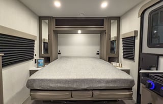 2025 Grand Design Transcend One 161BH