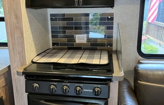 PRISTINE PARADISE-2017 Sunseeker 2860DS