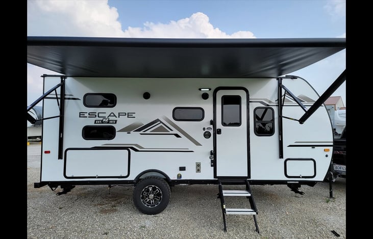 Off-Road Bunkhouse w/ ALL THE AMENITIES! | RVshare