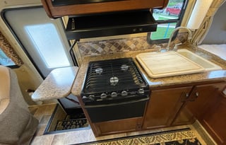 2017 Thor Motor Coach Freedom Elite 23H