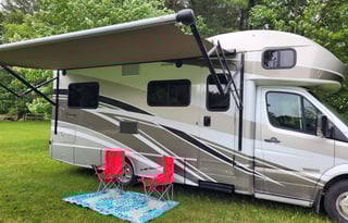 The Best View - 24 ft. Mercedes Winnebago View