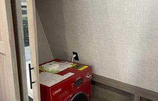 2021 CrossRoads RV Cameo CE3961MB