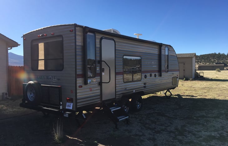 Griz's 2018 Cherokee Grey Wolf | RVshare