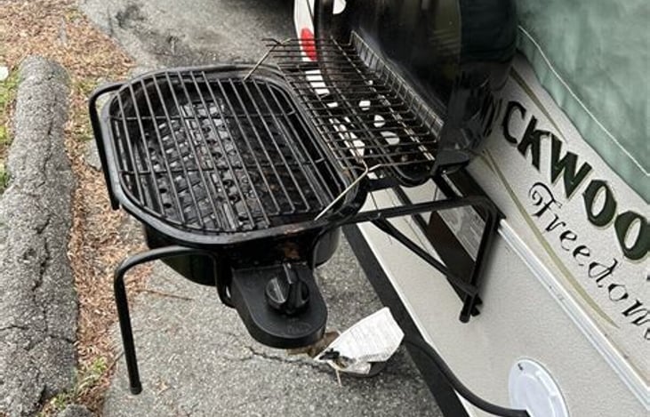 Additional grill if you feel like cooking outside.