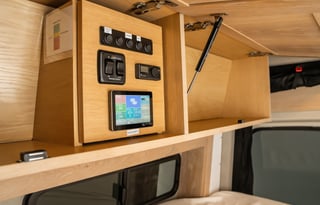 Explore & Escape - Luxury Mercedes Sprinter 2500