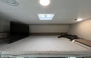 2025 30ft Coachmen 27QB - Sleeps 6