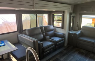 2022 Keystone RV Cougar Half-Ton 29RLSWE