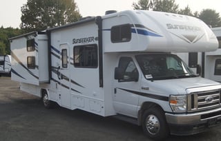 Fully Stocked with all the amenities!