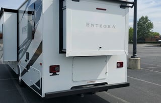 Cozy Cruiser or Lakeside Retreat