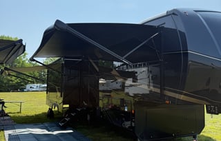 Pet Friendly 2026 Jayco Pinnacle *Delivery Only*