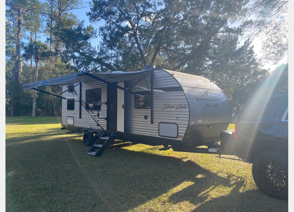 Travel Trailer rentals in HOLLIS