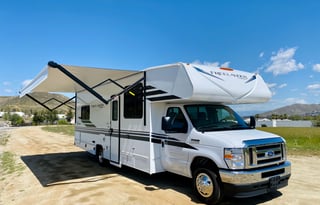 2021 Coachmen RV Freelander 27QB - Set Yourself Free!