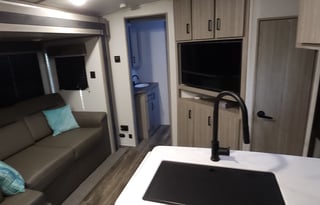 Matt and Candi's all inclusive family camper 2B2B