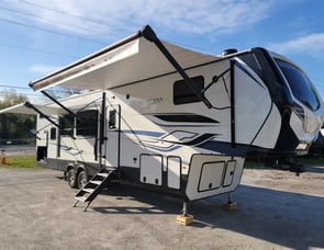 Keystone RV Montana High Country 351BH