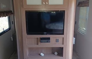 2018 Keystone RV Hideout 27DBS